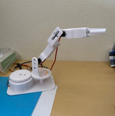 3Dプリンターで作ったロボットアーム